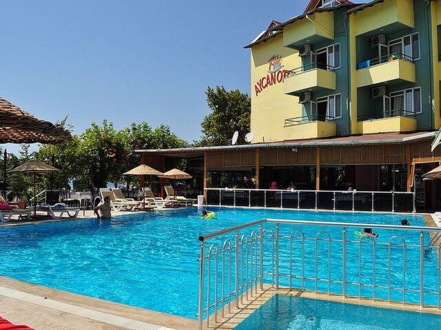 Aycan Otel